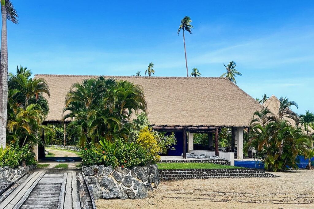 thatched roof installed in maldives